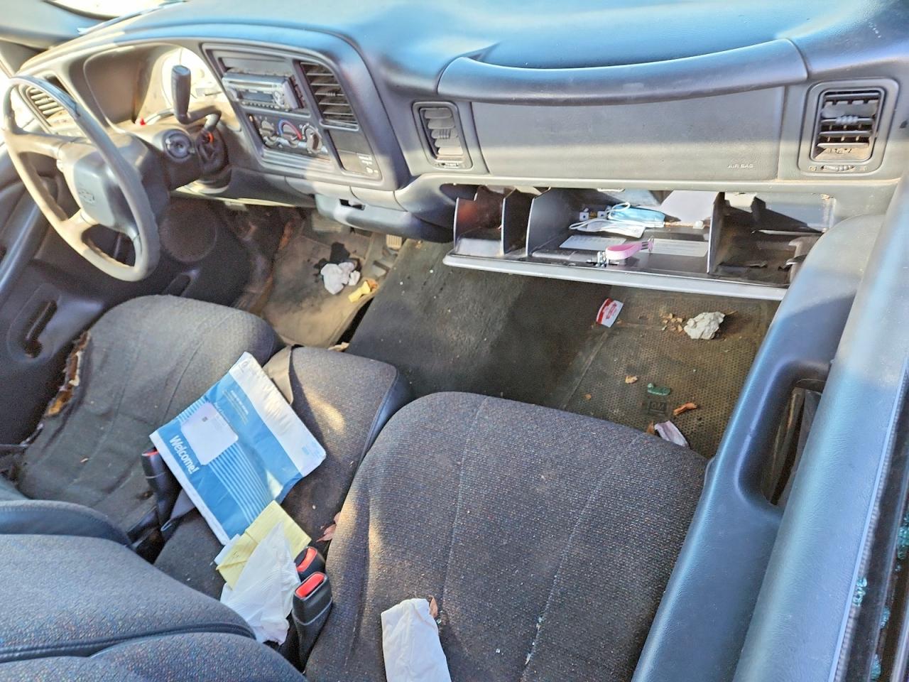 2000 CHEVROLET SILVERADO C1500 photo 8