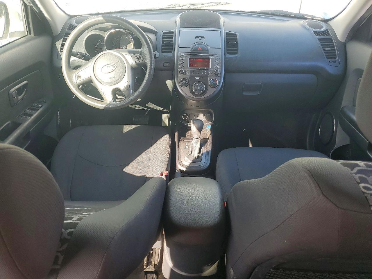 2011 KIA SOUL + photo 8
