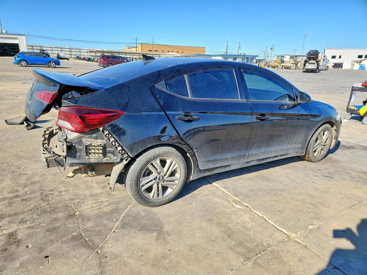 2019 HYUNDAI ELANTRA photo 3