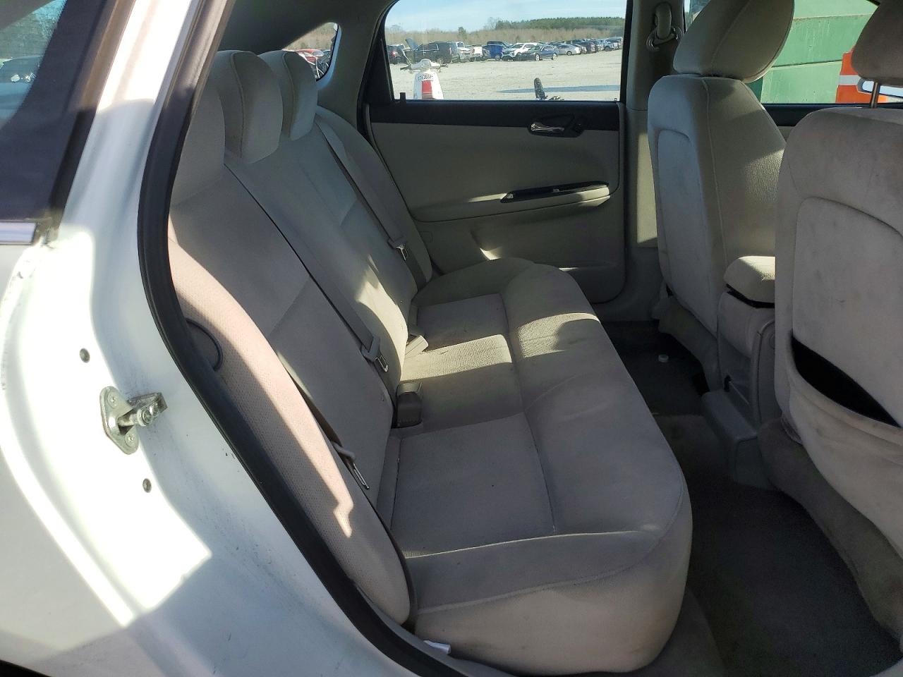 2010 CHEVROLET IMPALA LT photo 10