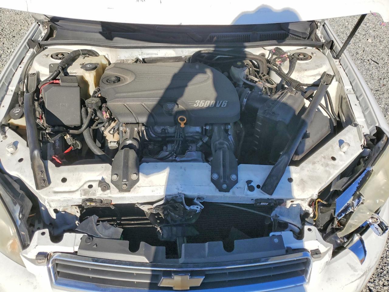 2010 CHEVROLET IMPALA LT photo 11
