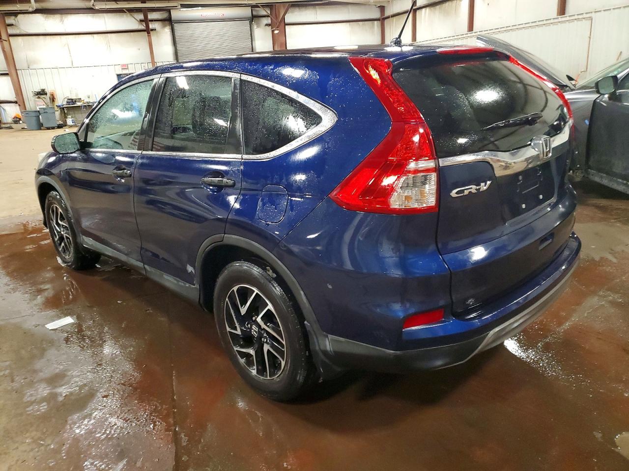 2016 HONDA CR-V SE photo 2