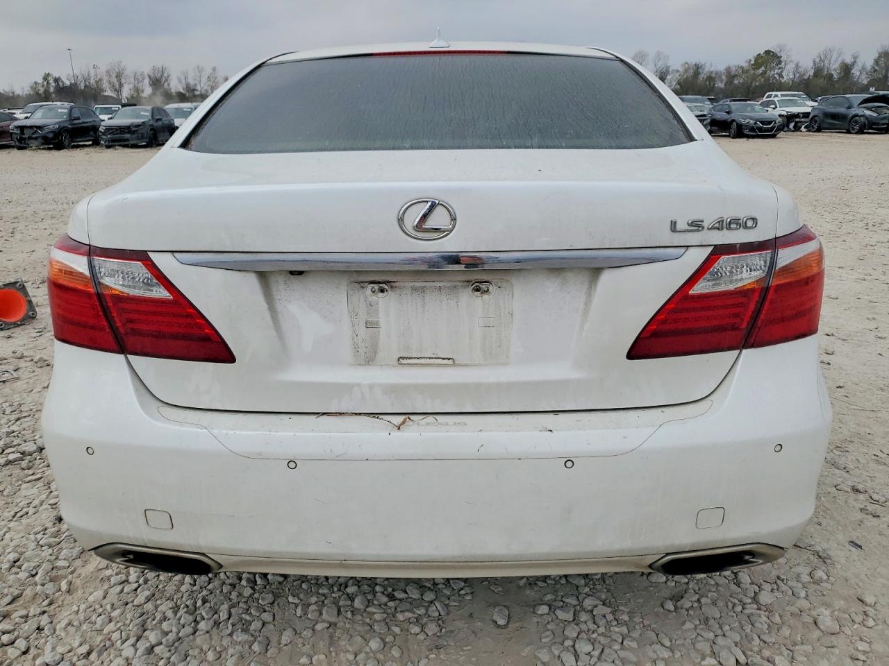 2012 LEXUS LS 460 photo 6