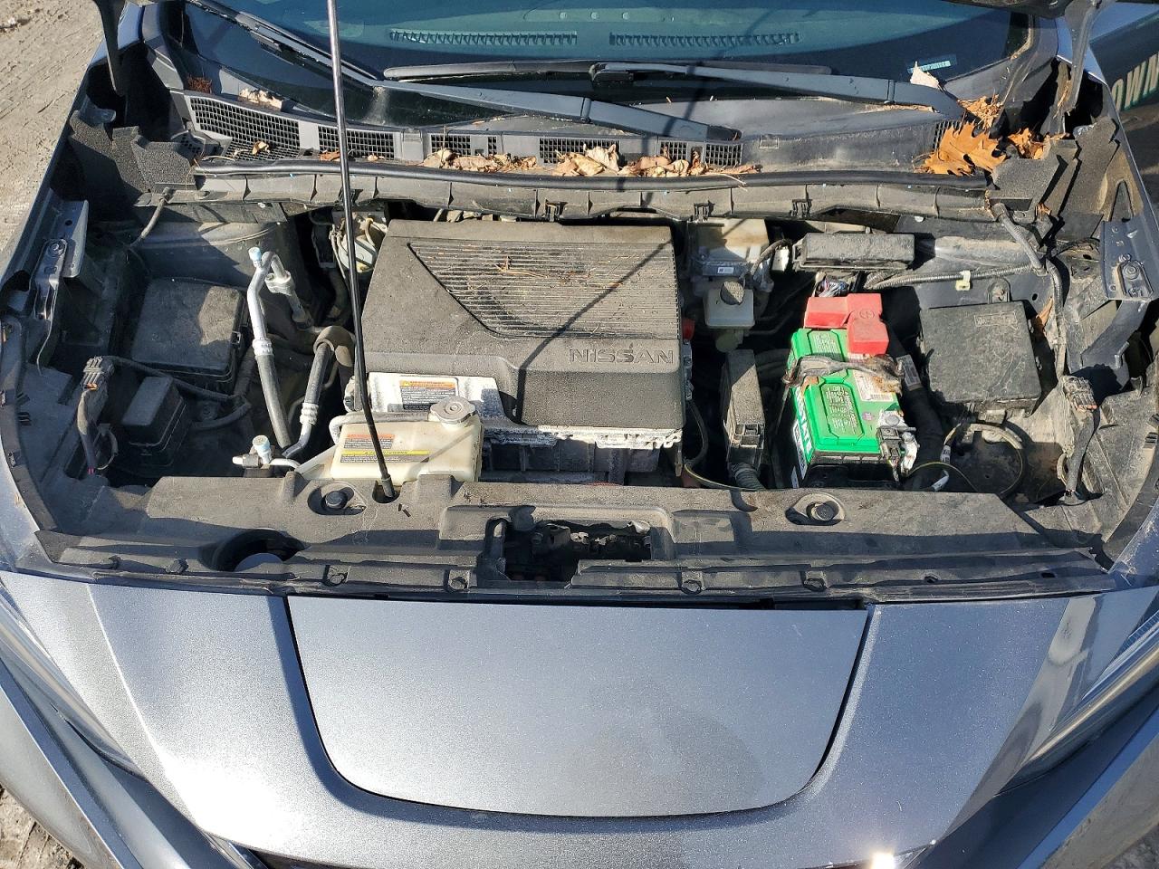 2019 NISSAN LEAF S photo 11