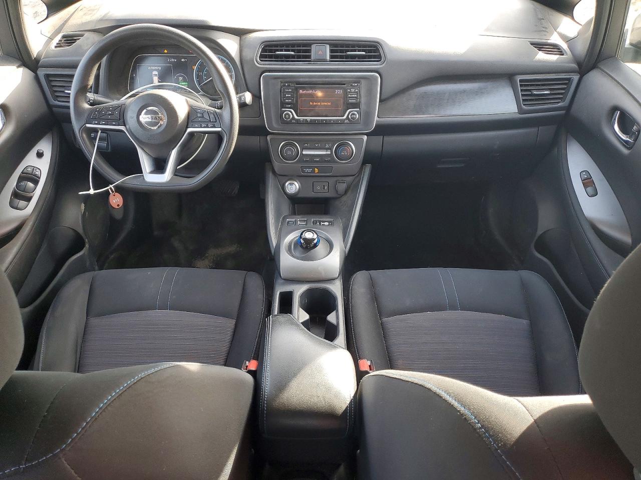 2019 NISSAN LEAF S photo 8