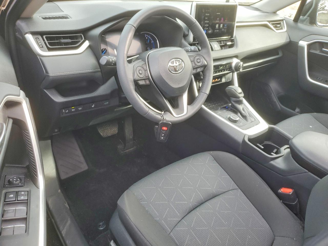 2024 TOYOTA RAV4 photo 8
