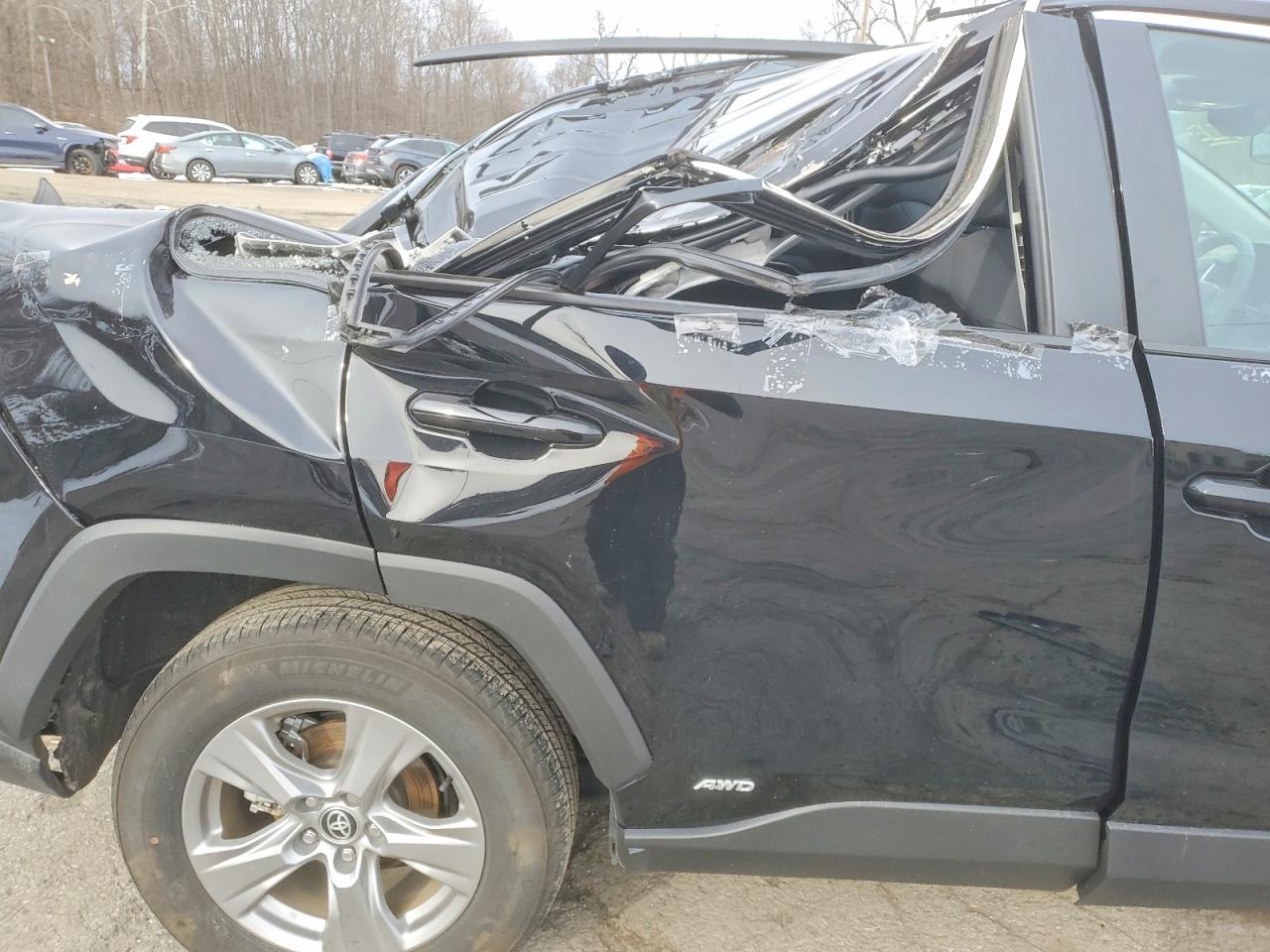 2024 TOYOTA RAV4 photo 11