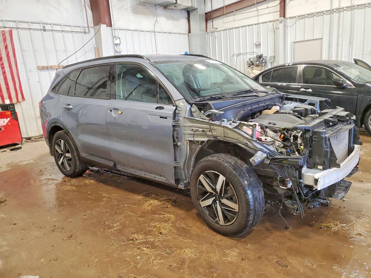 2022 KIA SORENTO S photo 7