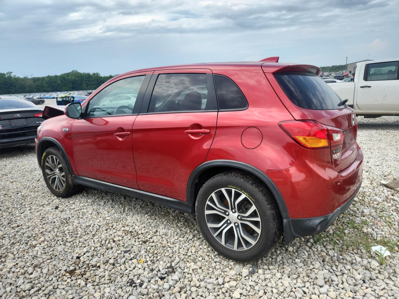 2017 MITSUBISHI OUTLANDER SPORT ES photo 2