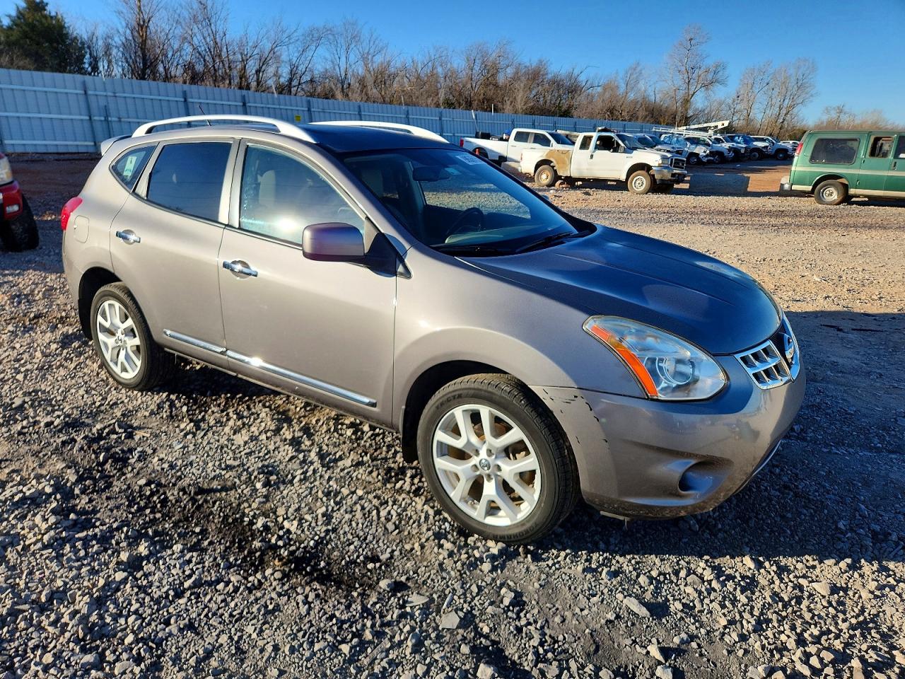 2011 NISSAN ROGUE S photo 4