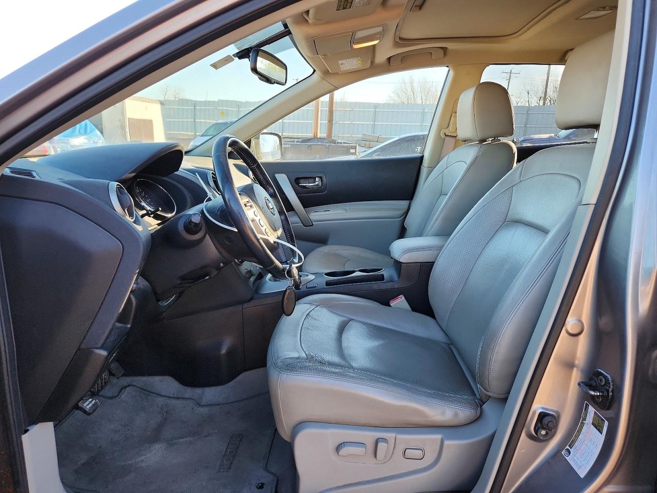2011 NISSAN ROGUE S photo 7