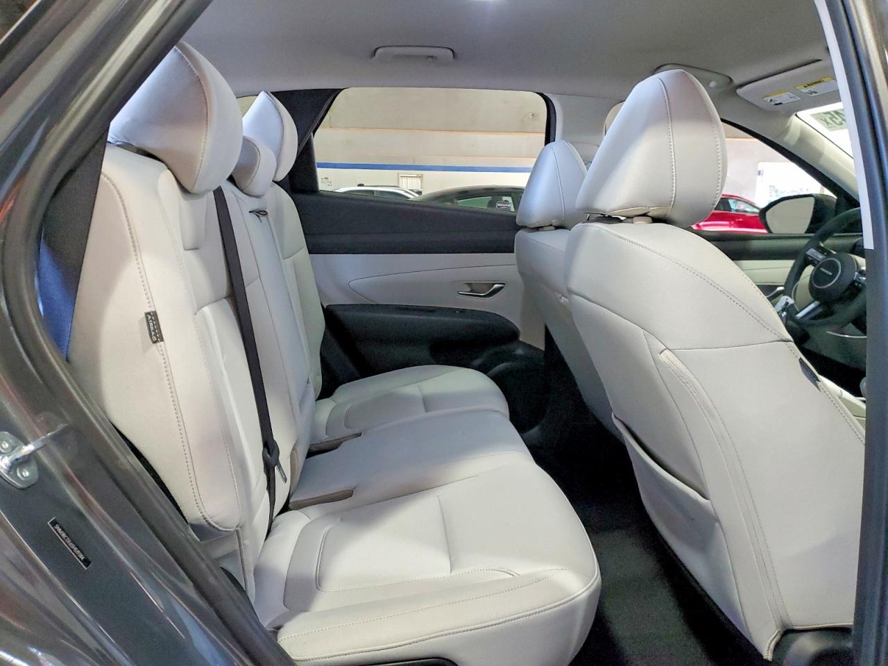 2025 HYUNDAI TUCSON SEL photo 11