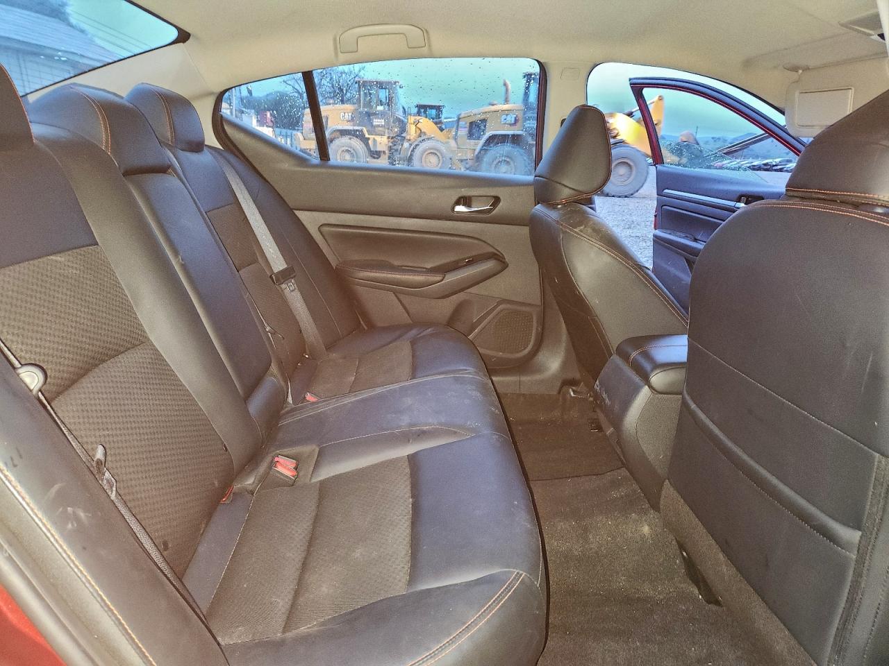 2025 NISSAN ALTIMA SR photo 10