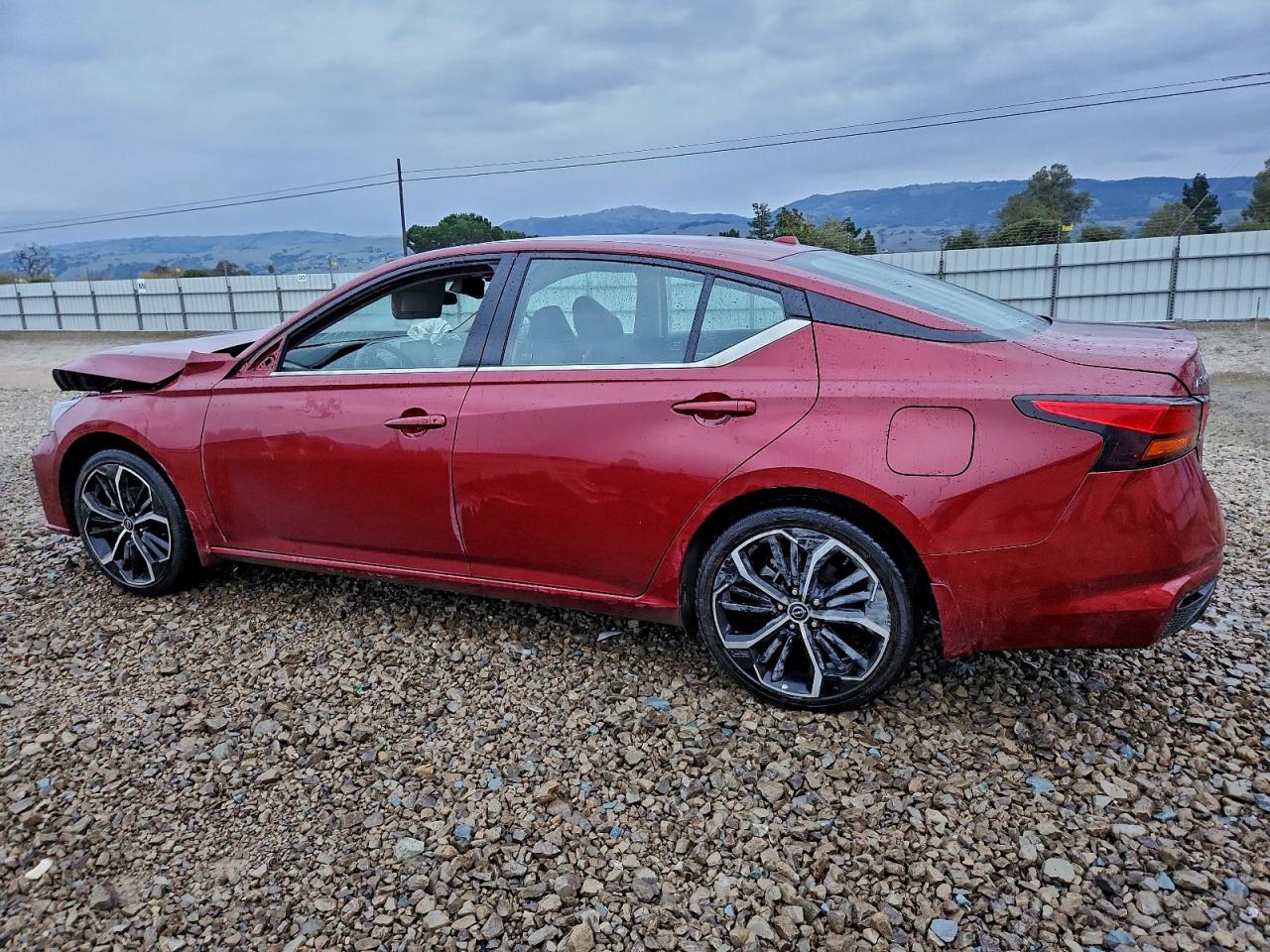 2025 NISSAN ALTIMA SR photo 2
