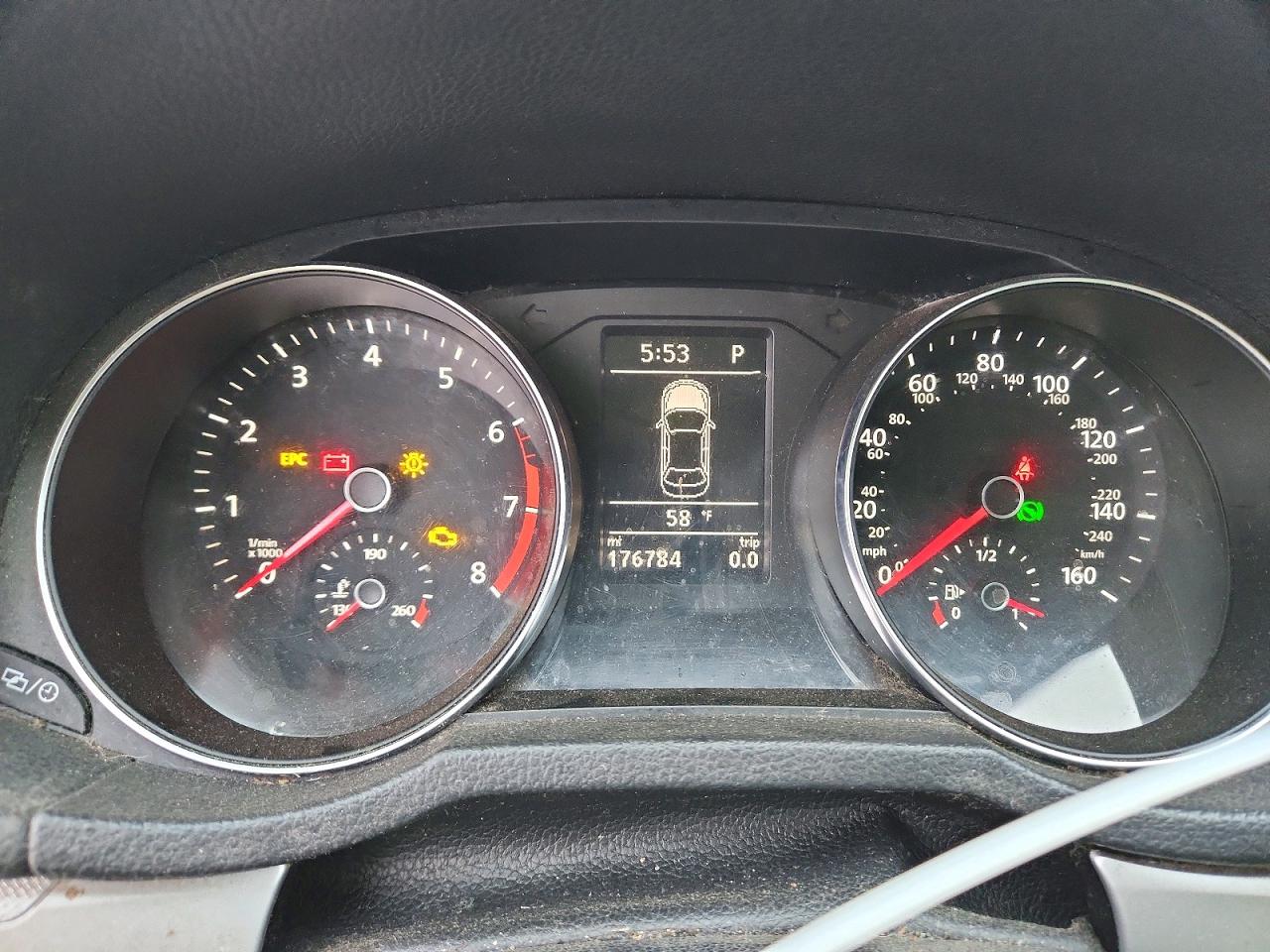 2017 VOLKSWAGEN PASSAT S photo 9