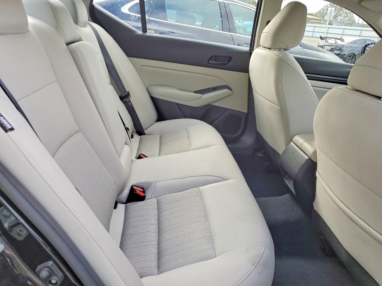 2025 NISSAN ALTIMA SV photo 10