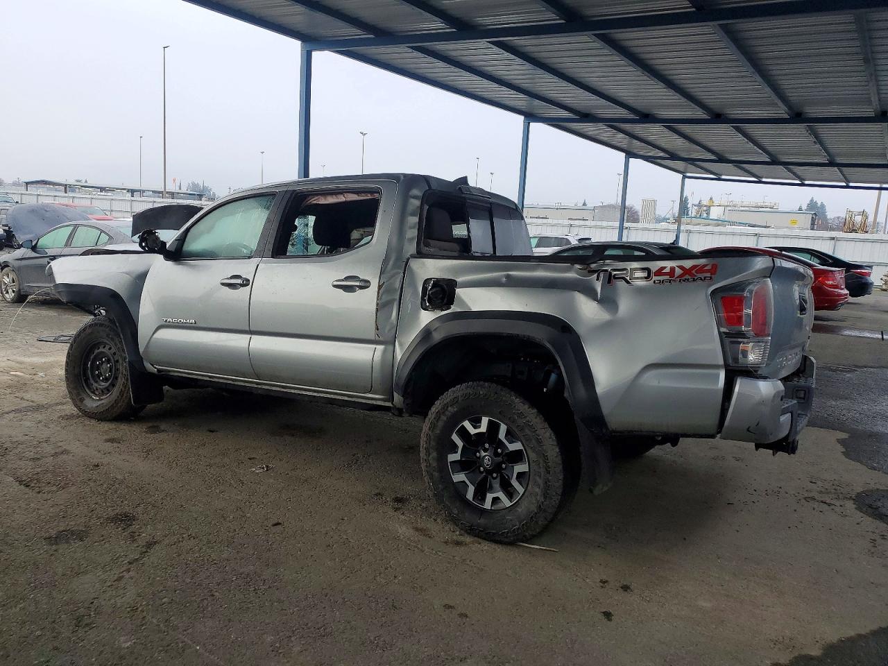 2022 TOYOTA TACOMA DOUBLE CAB photo 2