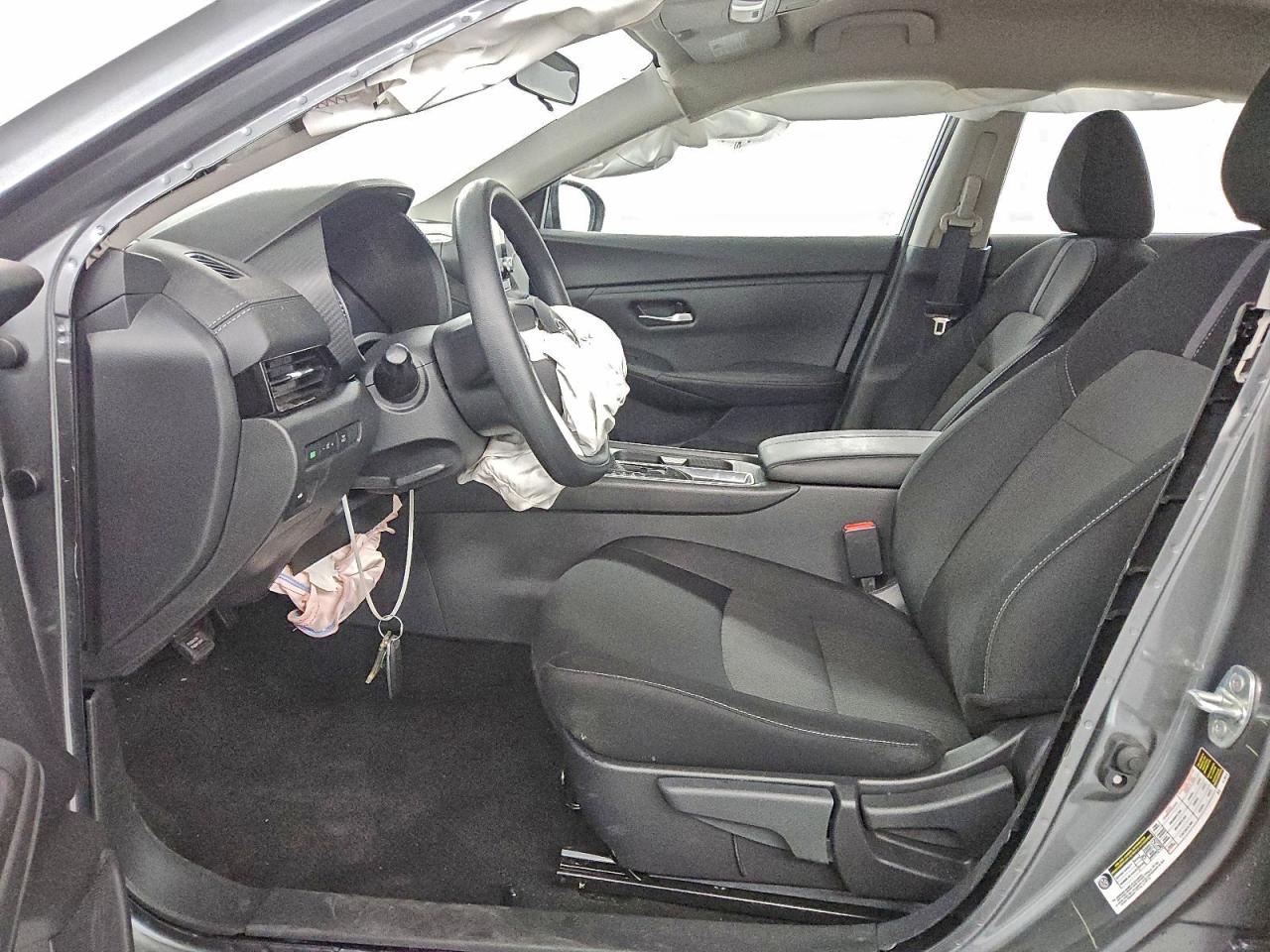 2025 NISSAN SENTRA SV photo 7