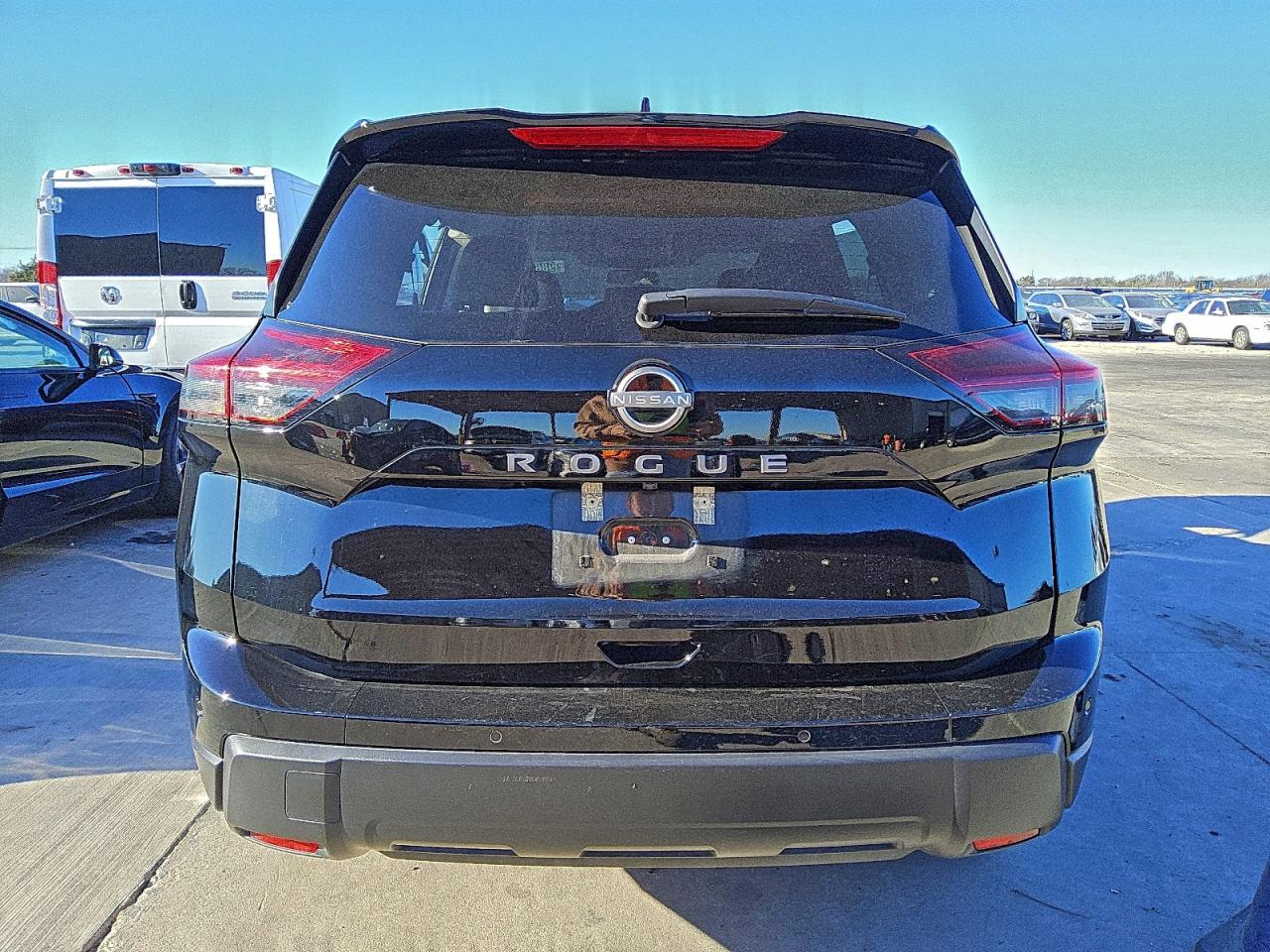 2025 NISSAN ROGUE SV photo 6