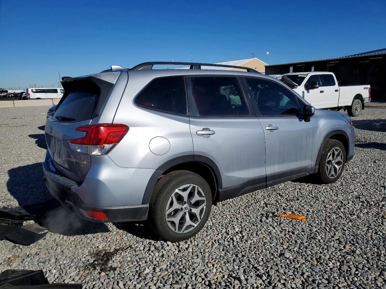 2019 SUBARU FORESTER PREMIUM photo 3