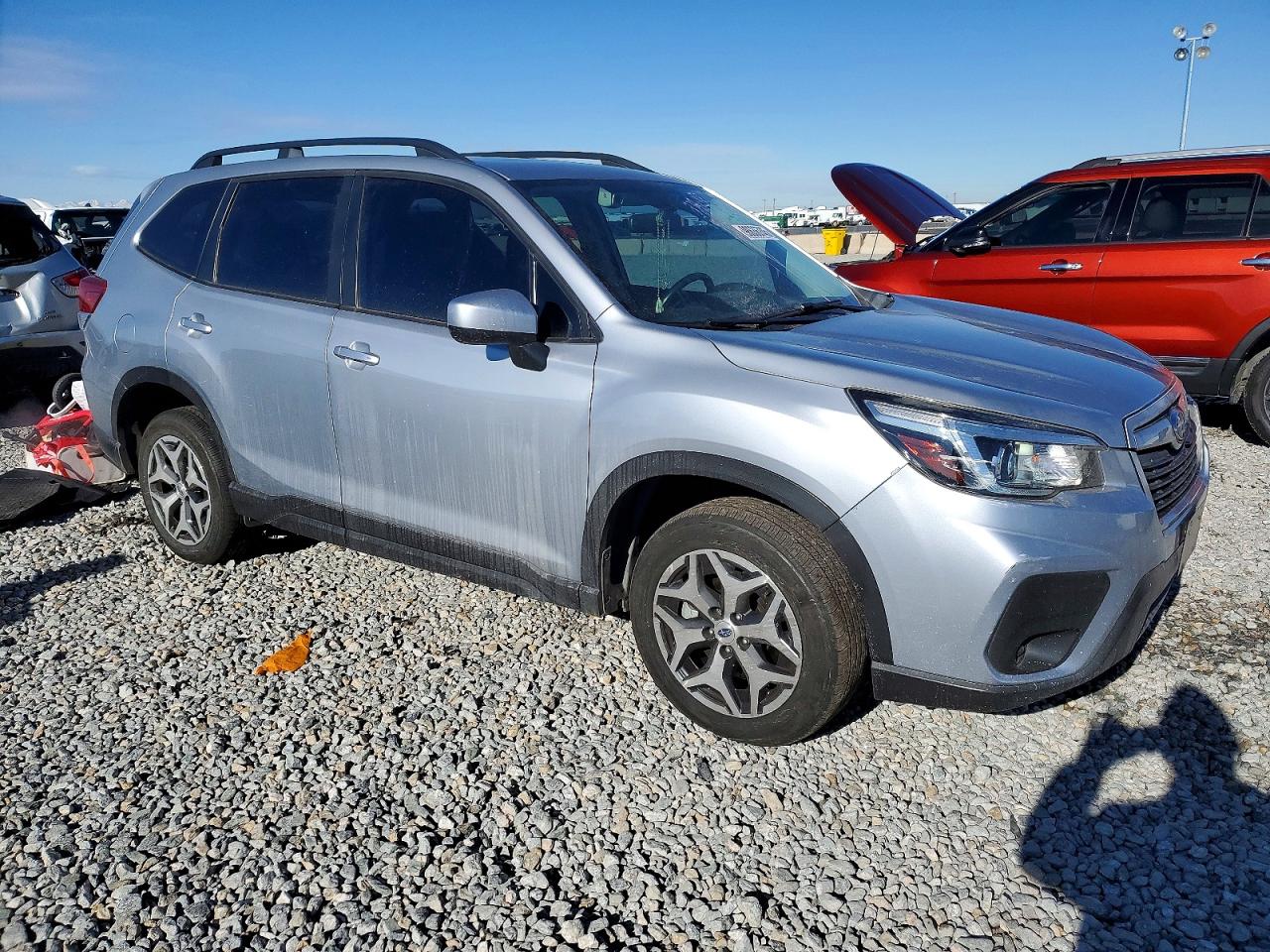 2019 SUBARU FORESTER PREMIUM photo 4