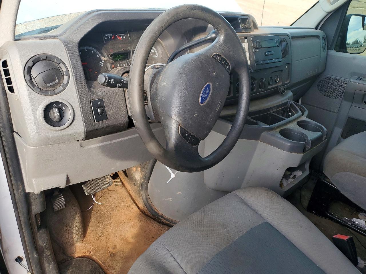 2013 FORD E250 DELIVERY VAN photo 8