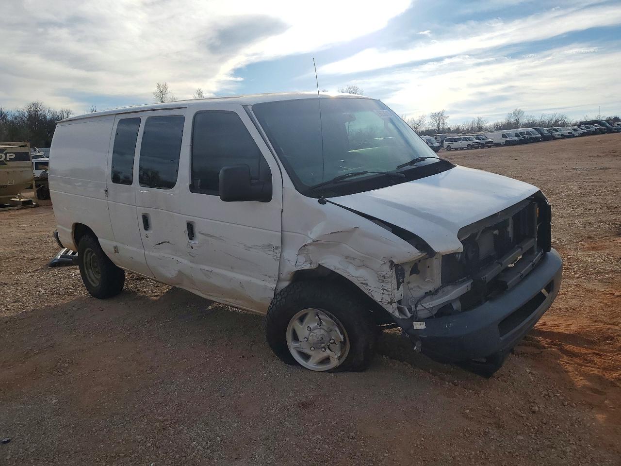 2013 FORD E250 DELIVERY VAN photo 4