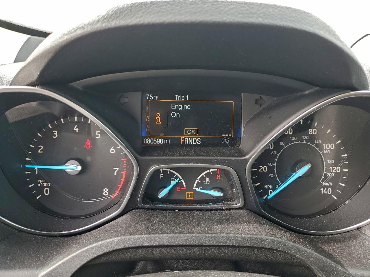 2017 FORD ESCAPE SE photo 9