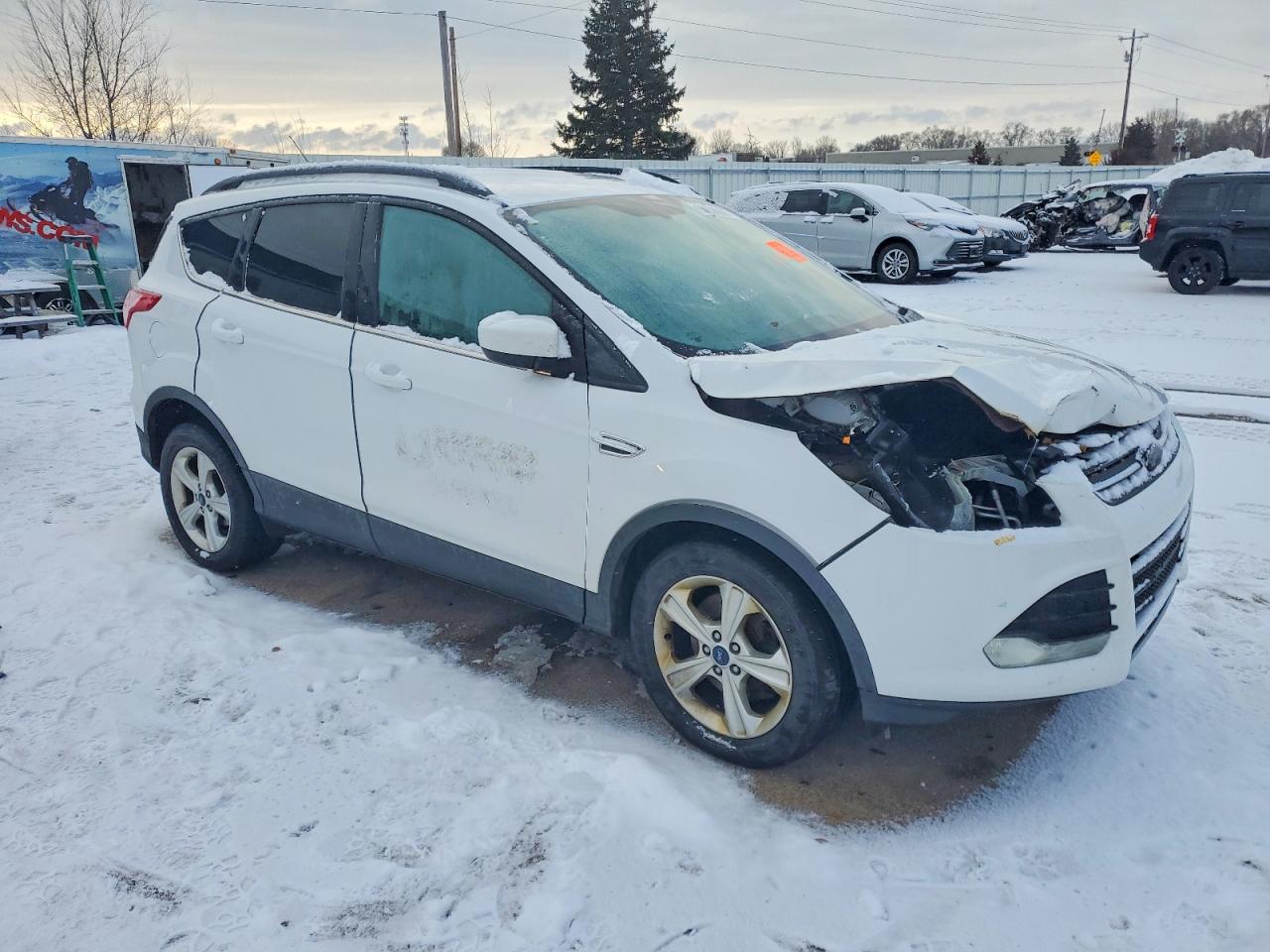 2014 FORD ESCAPE SE photo 4