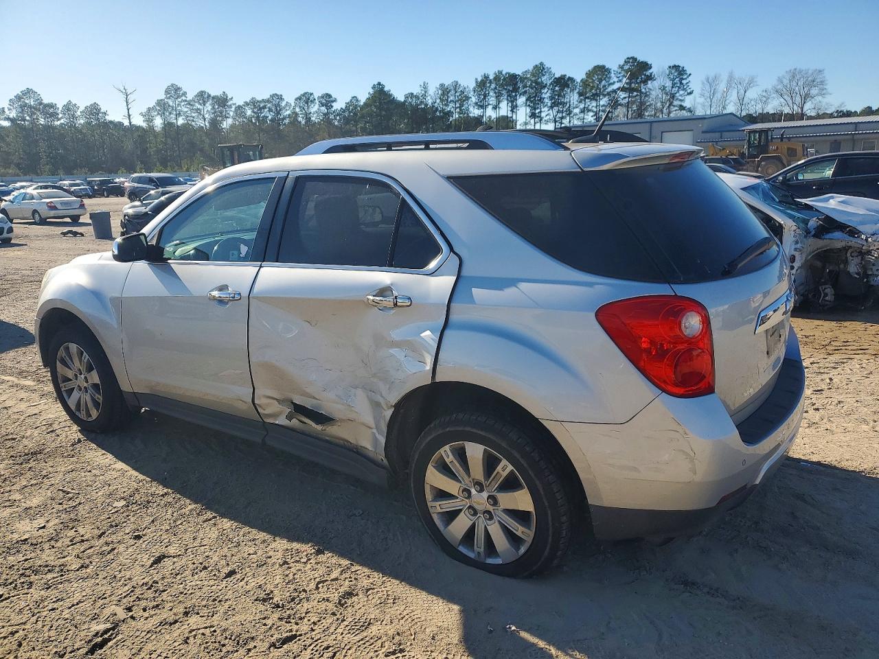 2010 CHEVROLET EQUINOX LTZ photo 3