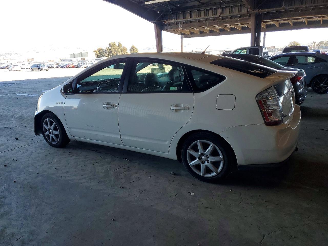 2009 TOYOTA PRIUS photo 2