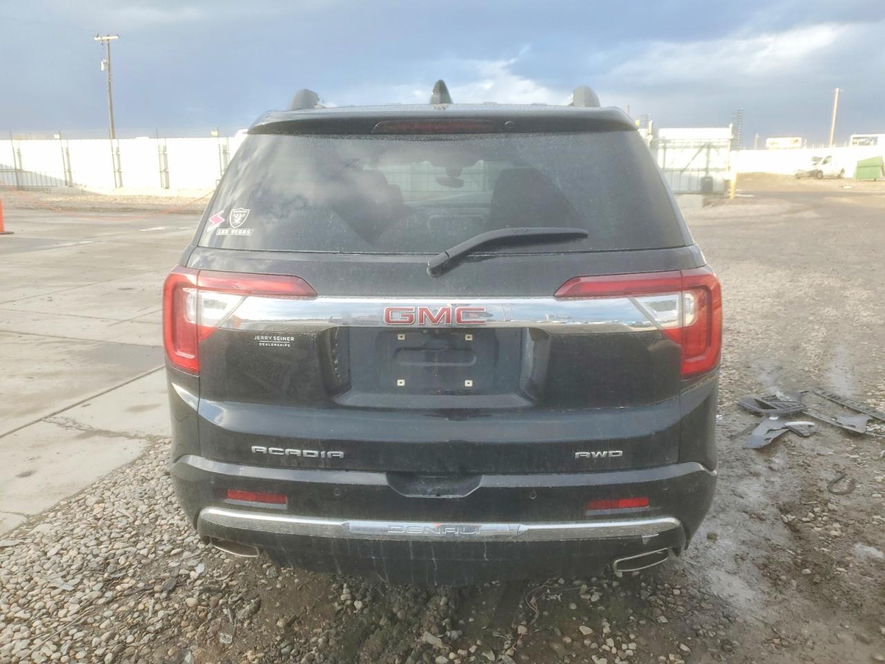 2021 GMC ACADIA DENALI photo 11