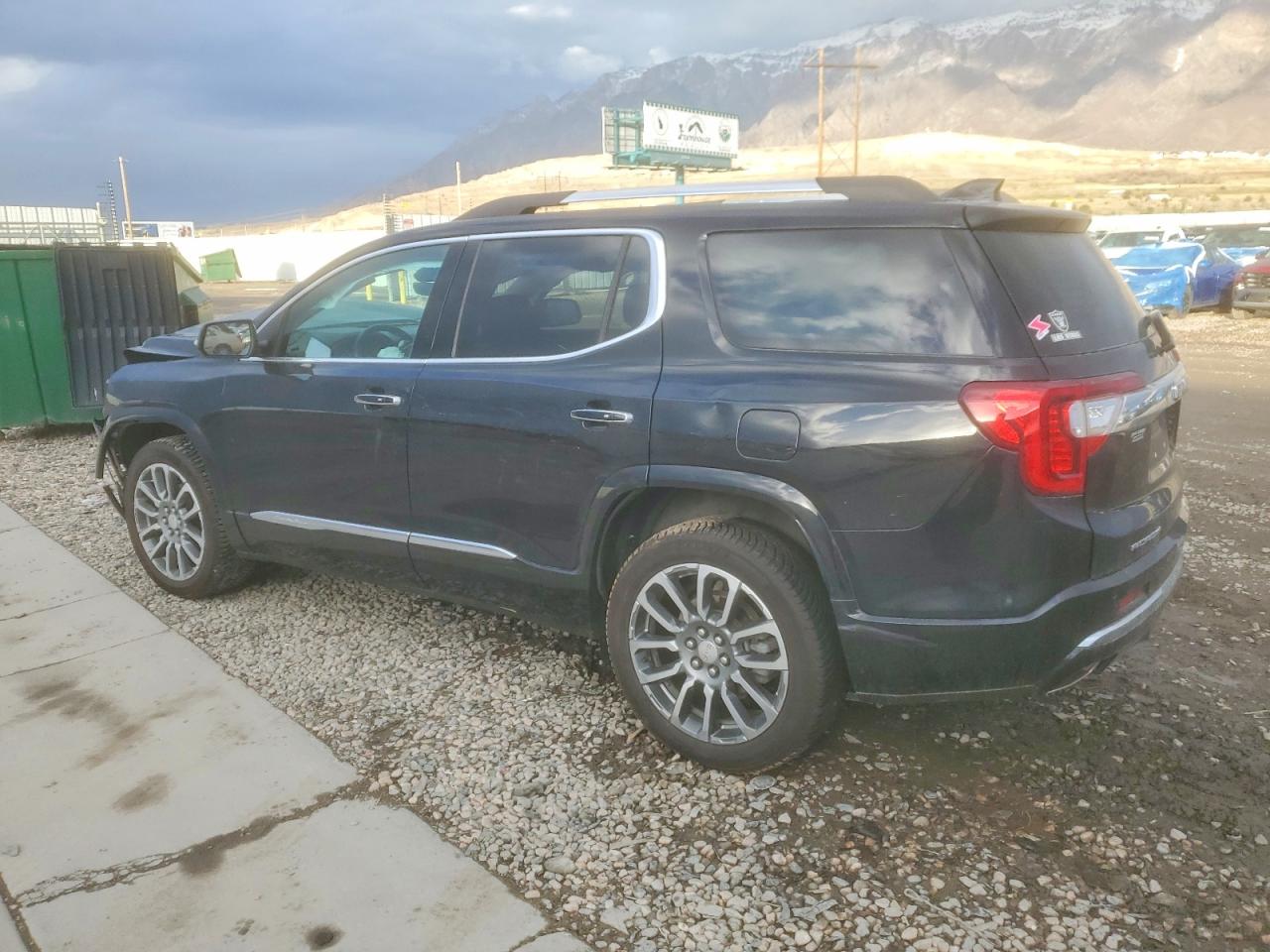 2021 GMC ACADIA DENALI photo 3