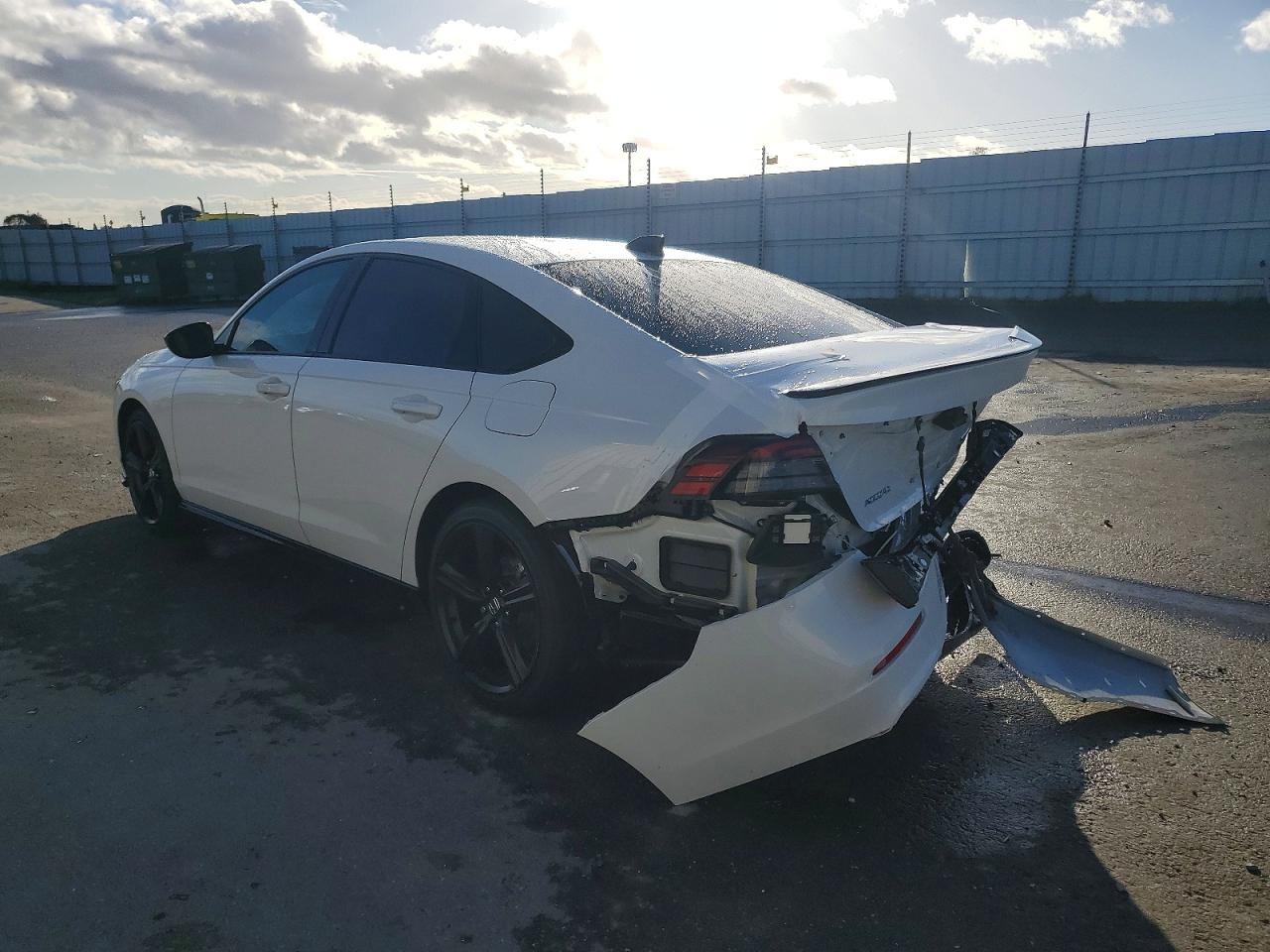 2025 HONDA ACCORD HYBRID SPORT-L photo 2