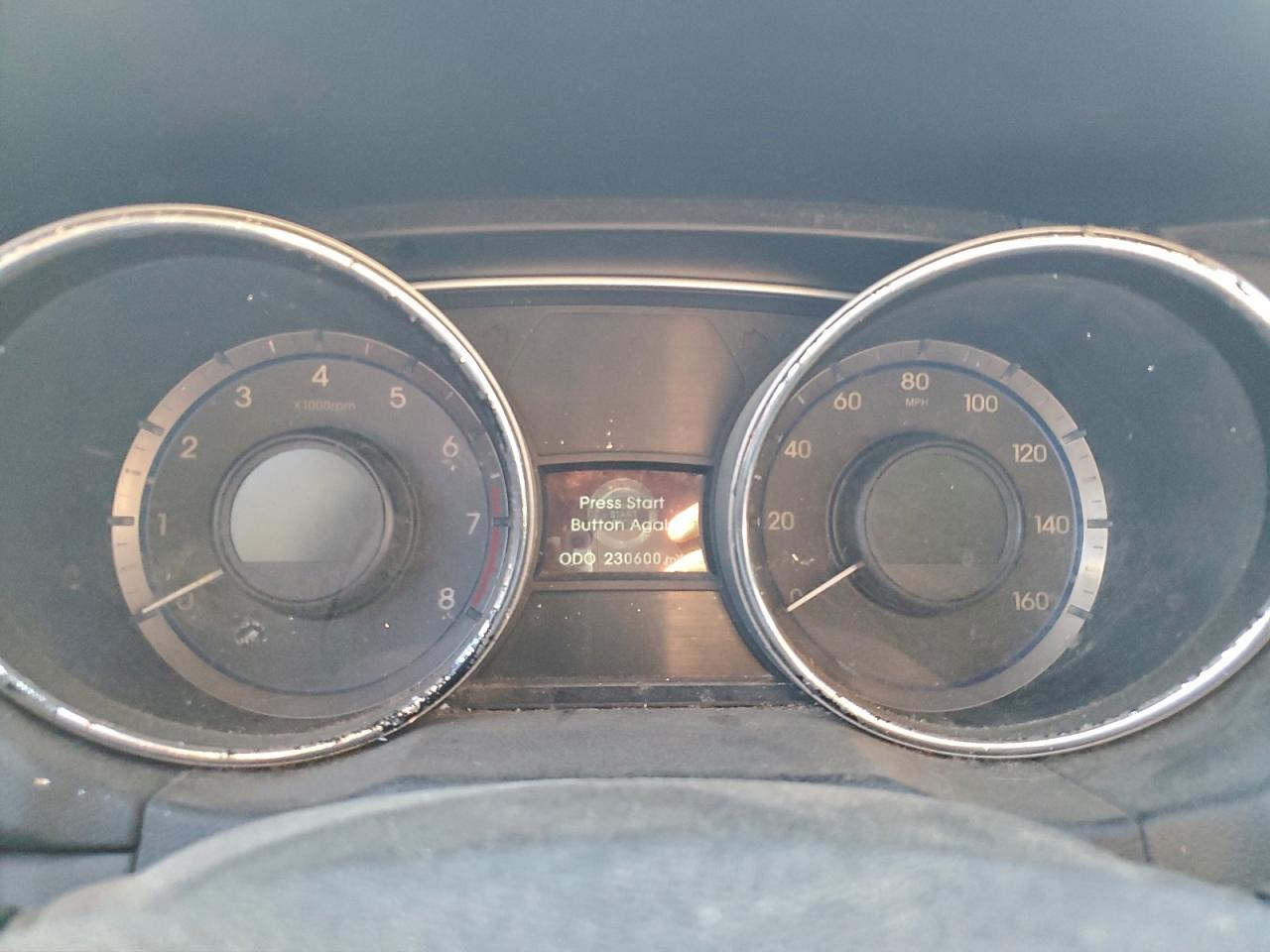 2013 HYUNDAI SONATA SE photo 9