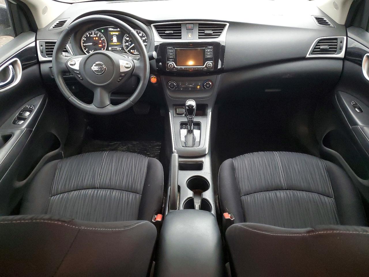 2016 NISSAN SENTRA S photo 8