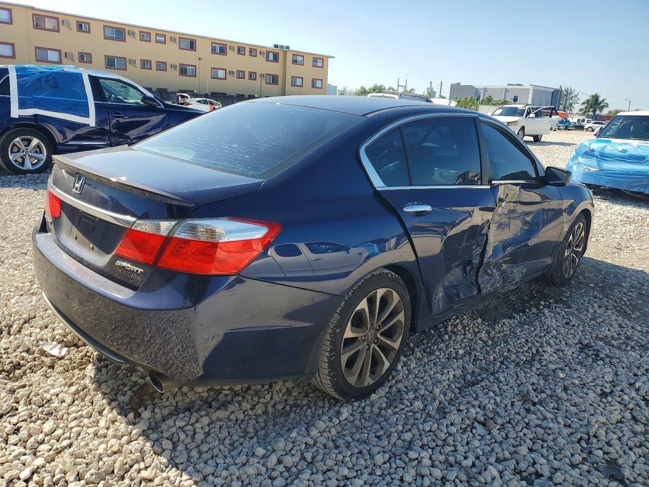 2014 HONDA ACCORD SPORT photo 3