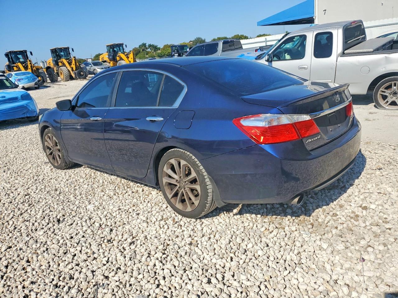 2014 HONDA ACCORD SPORT photo 2