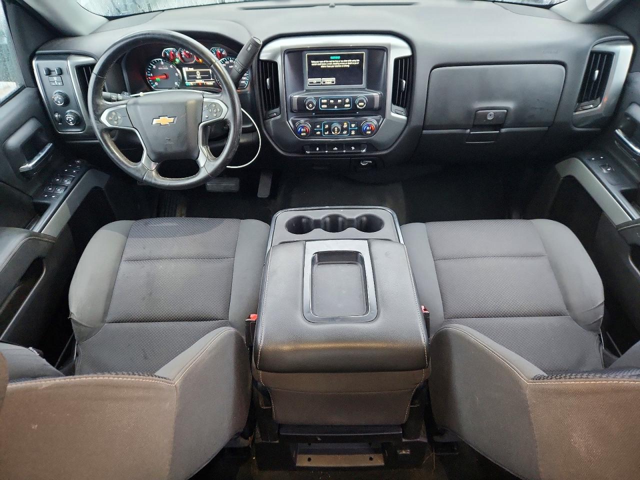 2016 CHEVROLET SILVERADO K1500 LT photo 8