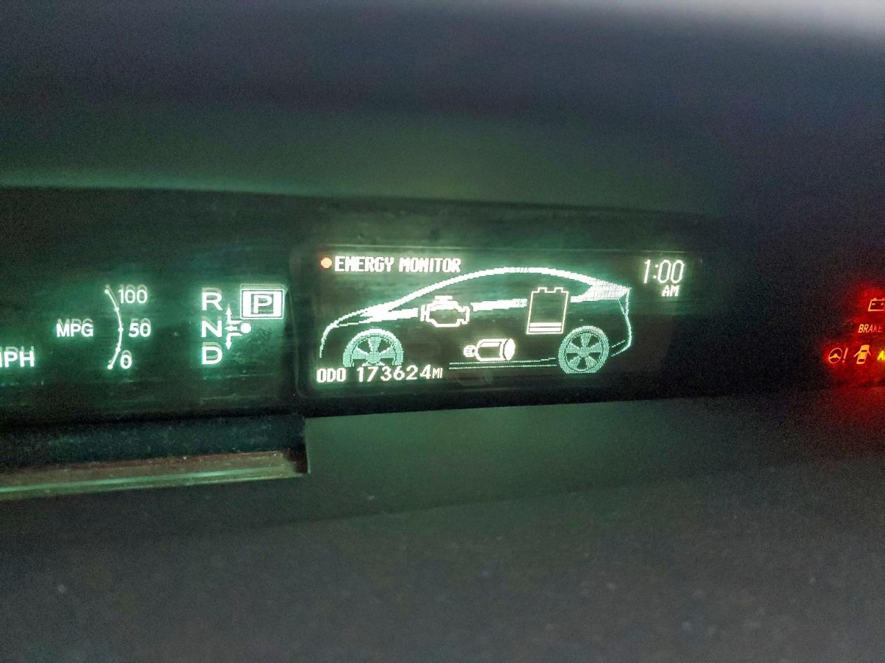 2010 TOYOTA PRIUS photo 9