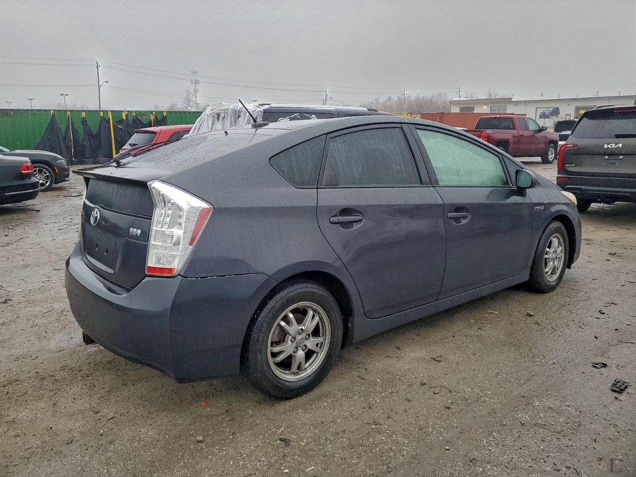 2010 TOYOTA PRIUS photo 3