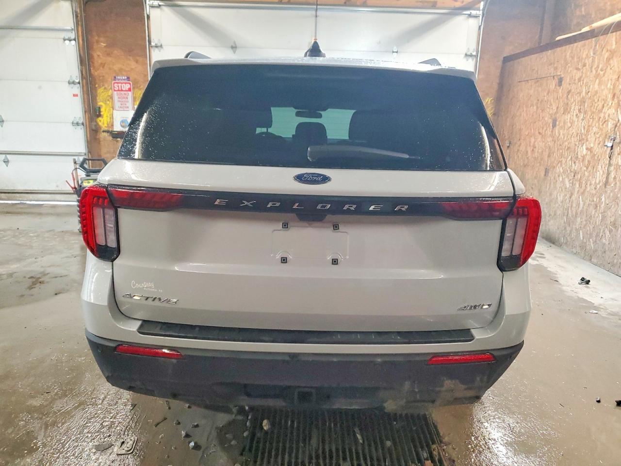 2025 FORD EXPLORER ACTIVE photo 6