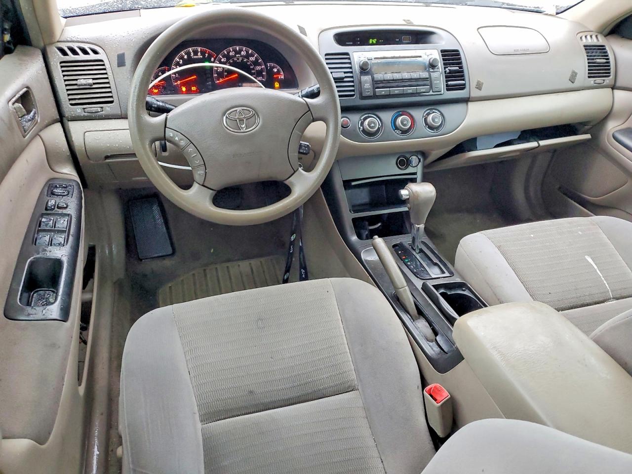 2005 TOYOTA CAMRY LE photo 8