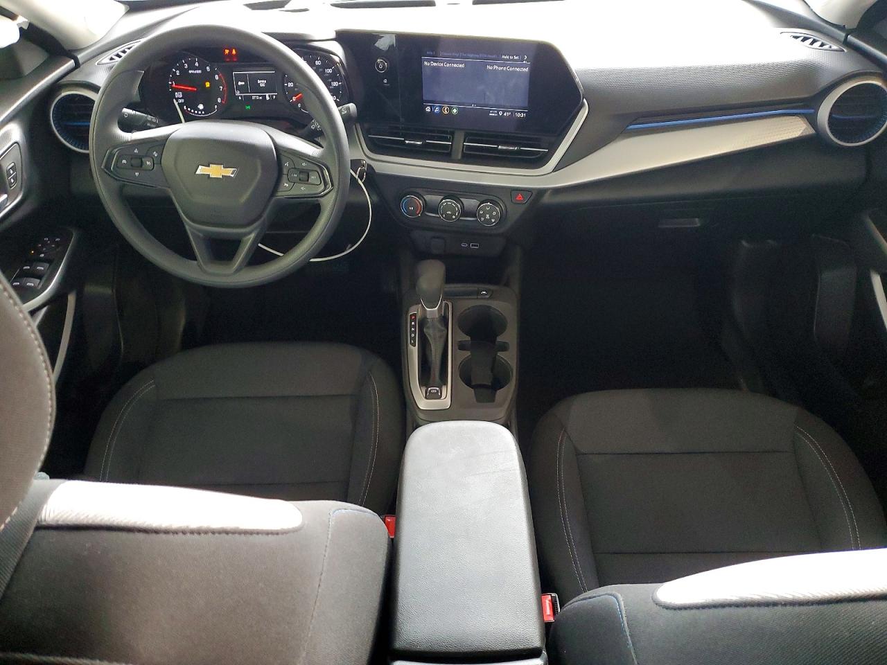 2025 CHEVROLET TRAX LS photo 8