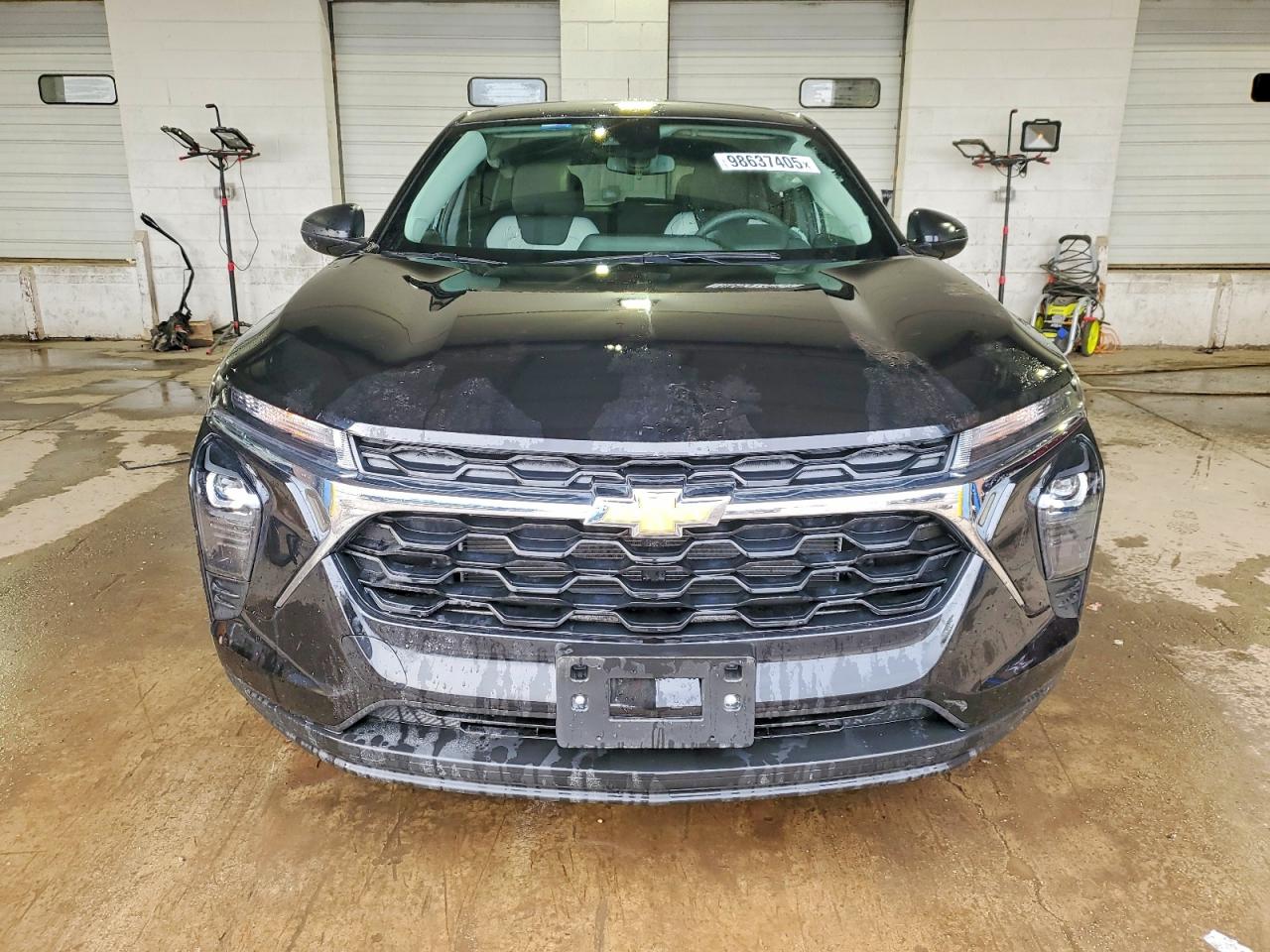 2025 CHEVROLET TRAX LS photo 5