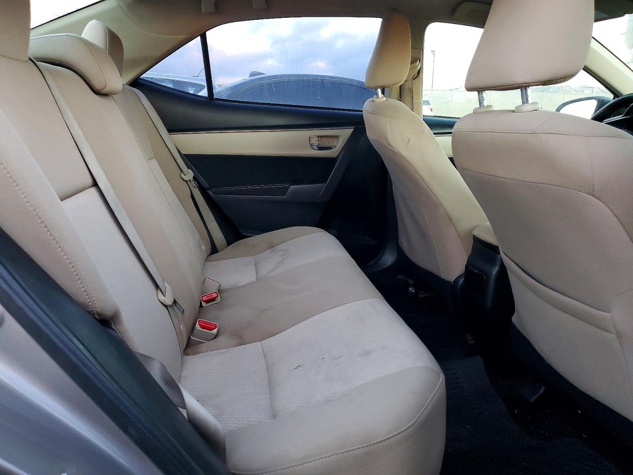 2014 TOYOTA COROLLA L photo 10