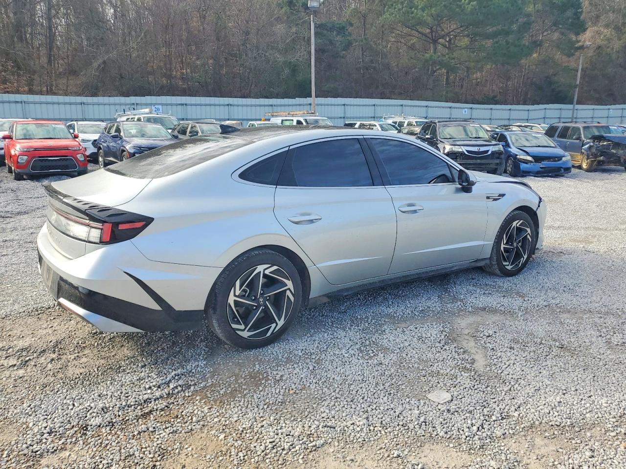 2025 HYUNDAI SONATA SEL photo 3