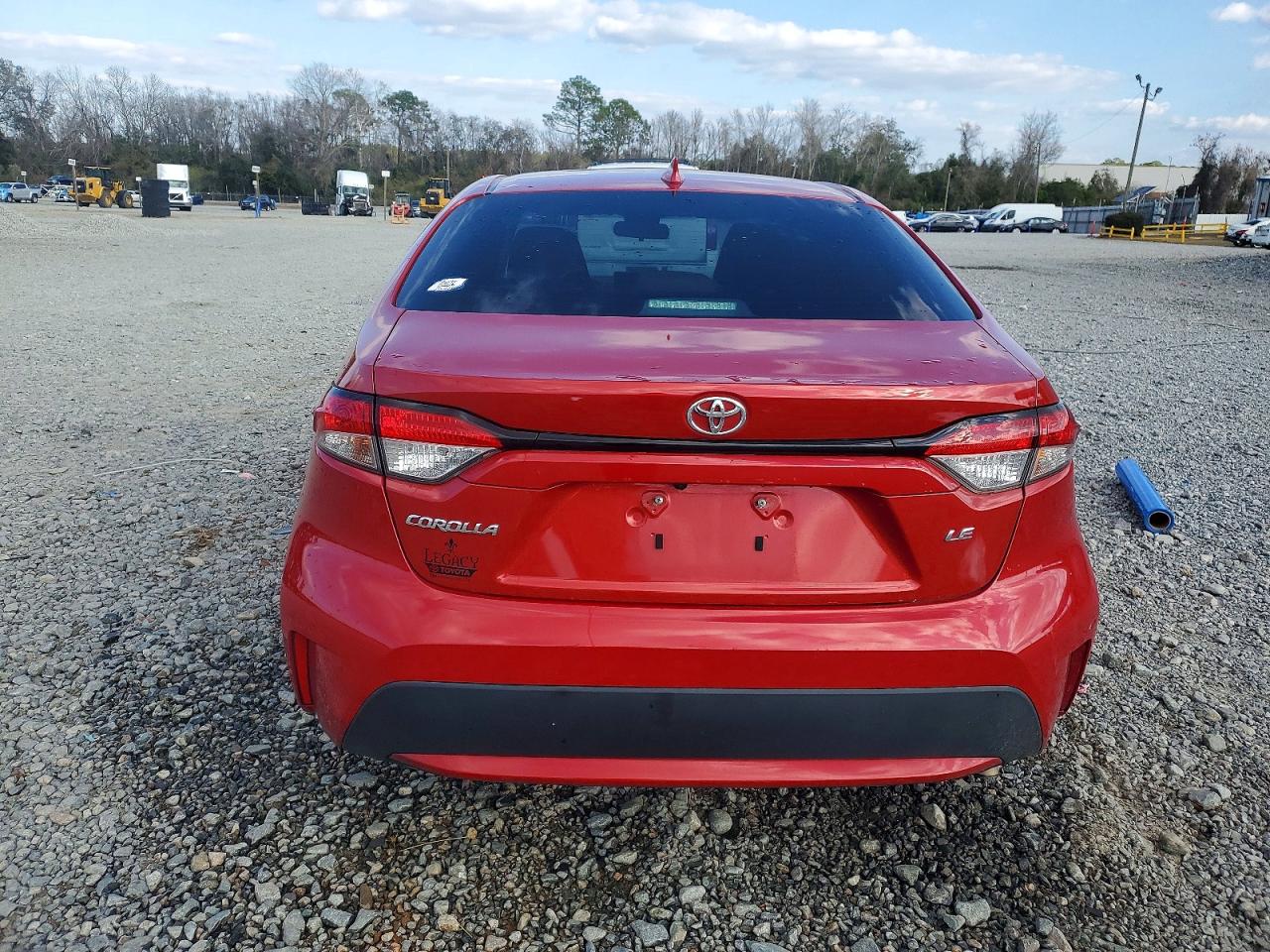 2020 TOYOTA COROLLA LE photo 6