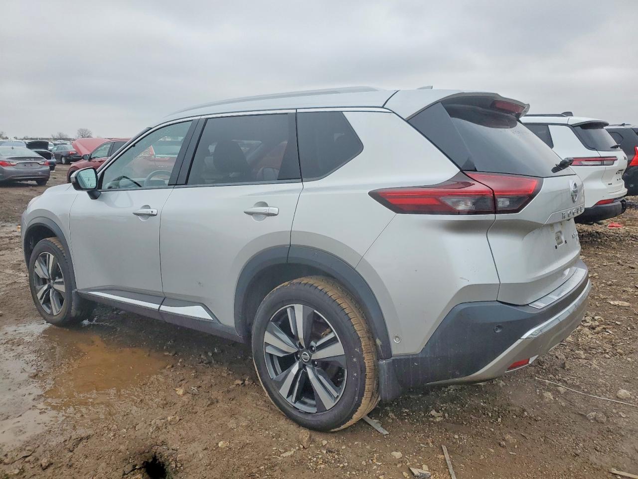 2021 NISSAN ROGUE PLATINUM photo 2
