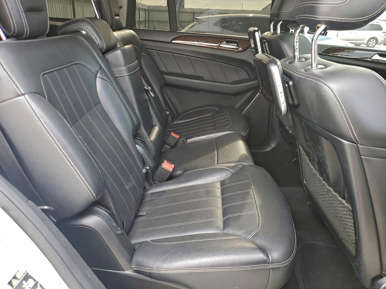 2015 MERCEDES-BENZ GL 450 4MATIC photo 10